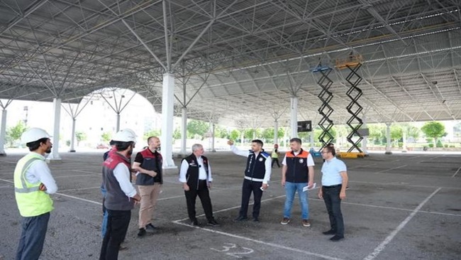 KAPALI PAZARLARDA  Ã‡ADIRLAR KALKIYOR