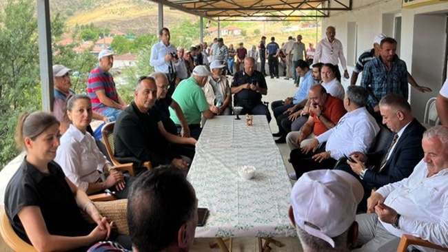 CHP, SORUNLARI SAHADA Ä°NCELEDÄ°