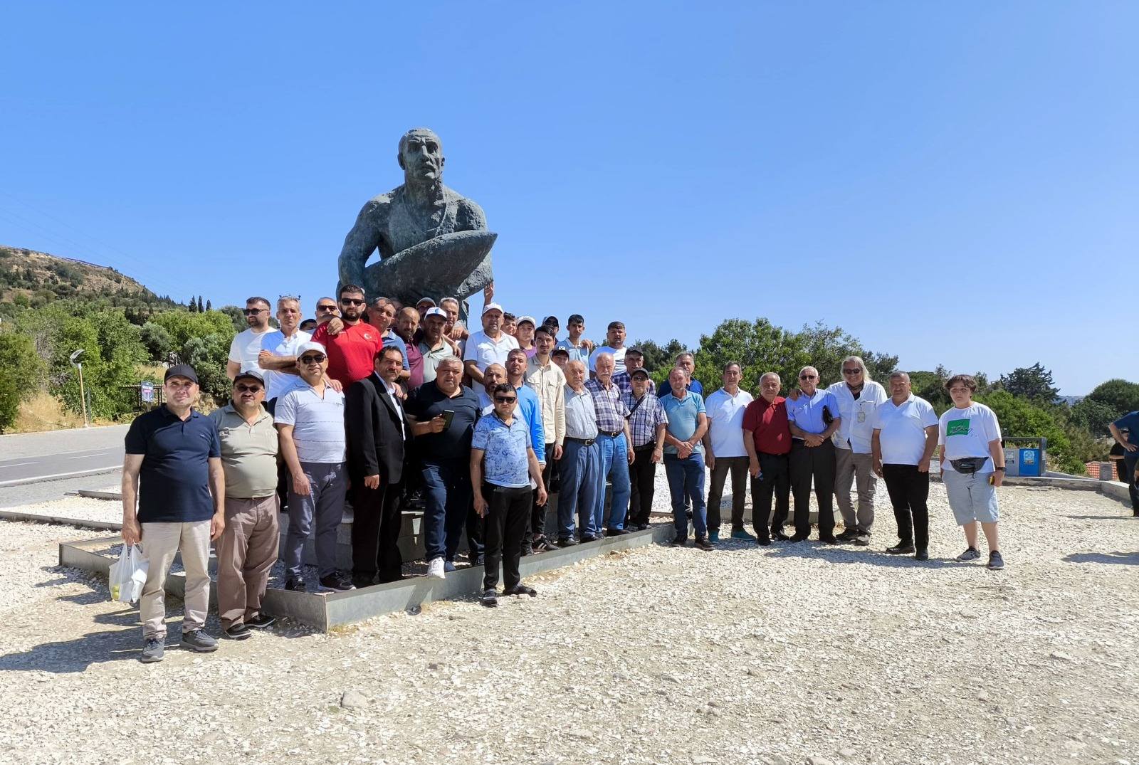 NECMETTİN UZUN TEKRAR ADAYLIĞINI AÇIKLADI