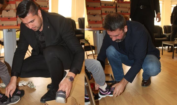 AK GENÇLİK KÖYLERE BOT DAĞITTI