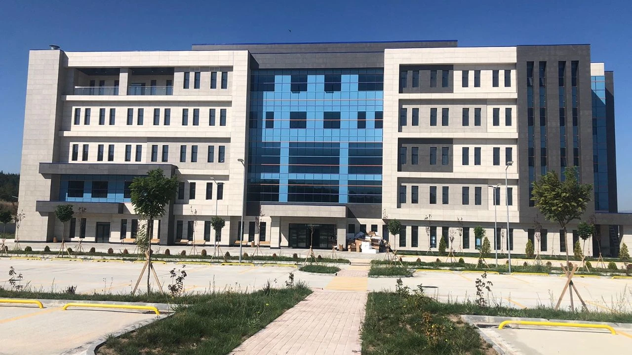 YENÄ° AÄžIZ VE DÄ°Åž SAÄžLIÄžI HASTANESÄ° HÄ°ZMETE BAÅžLIYOR