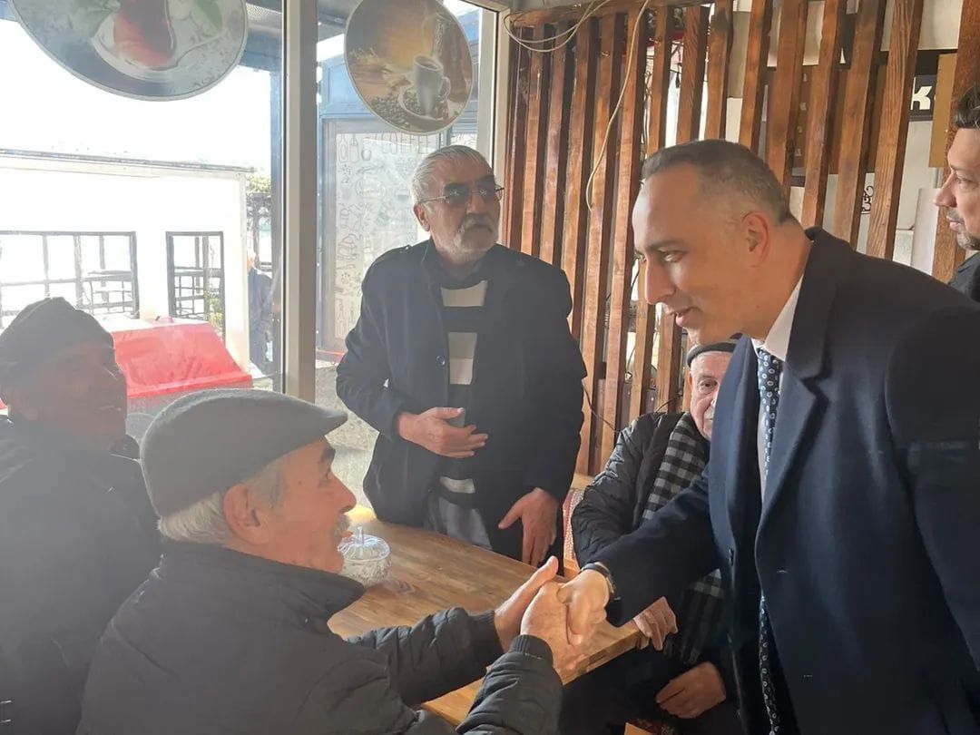 “EMEKLİLERİN YAŞADIĞI SORUNLARIN TAKİPÇİSİYİZ”