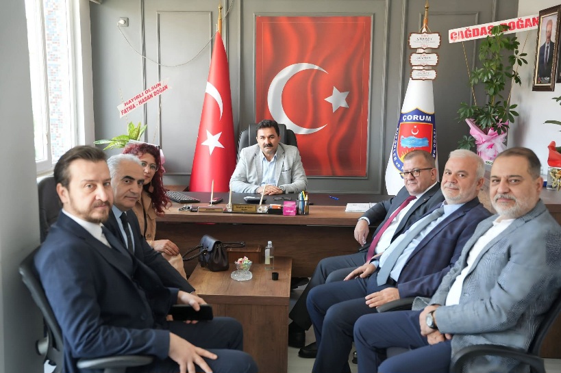 Çorum TSO Yönetiminden Çorum Şoförler ve Nakliyeciler Odası Başkanı İbrahim Doğan’a Hayırlı Olsun Ziyareti