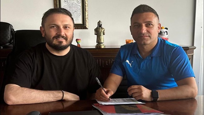 MENDERES HOCA, Ã‡ORUM FK'DA!