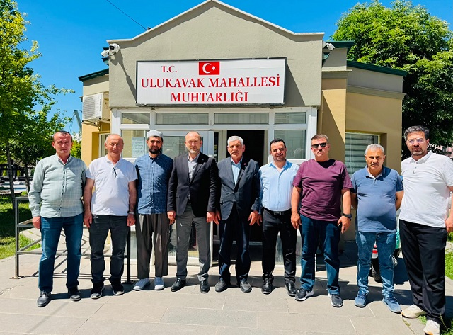 YRP Çorum İl Başkanı Nuri Kuşcu Ulukavak Mahallesi’nde Vatandaş ve Esnafla Bir Araya Geldi