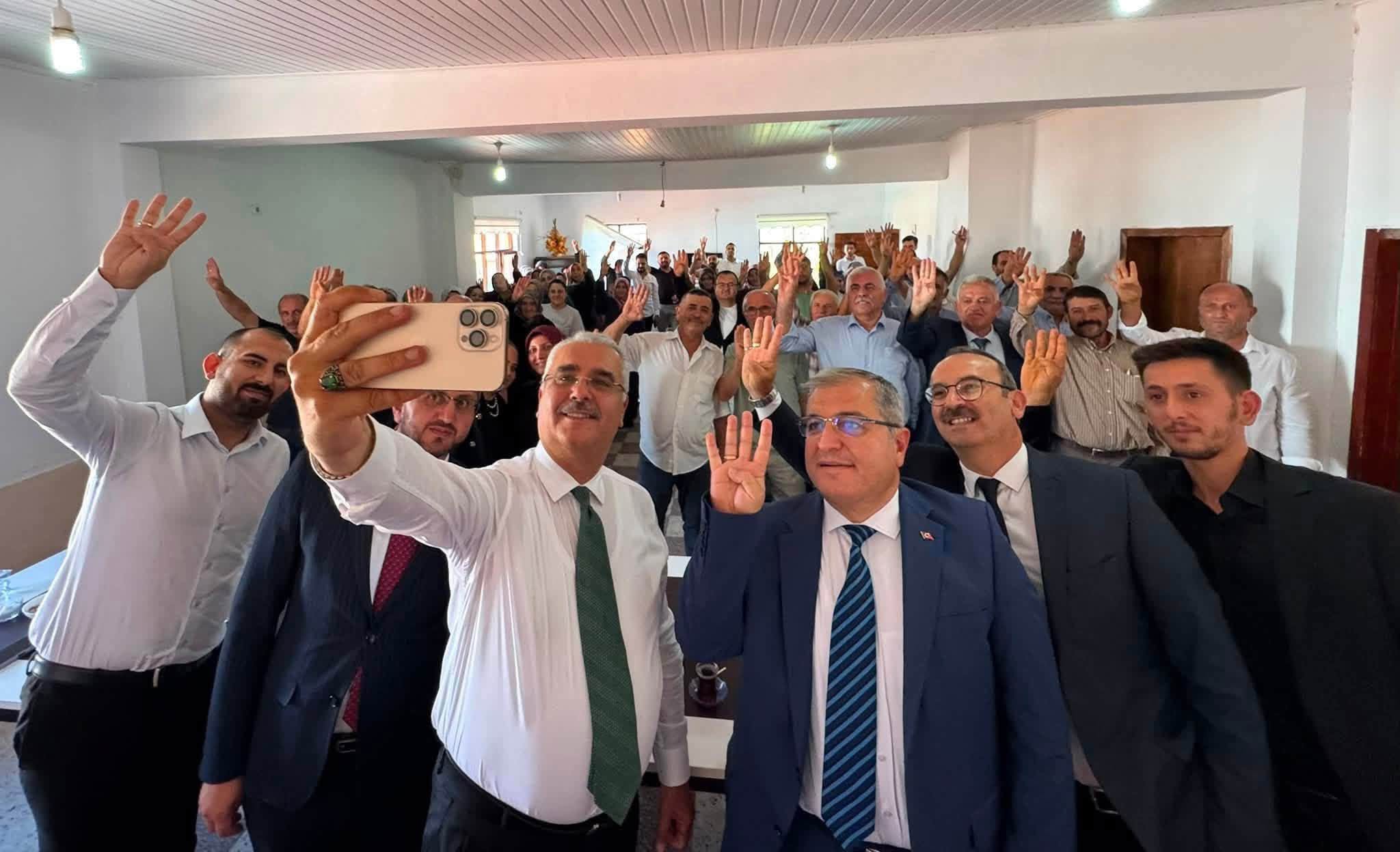 AHLATCI, İLÇE ZİYARETLERİNİ SÜRDÜRÜYOR